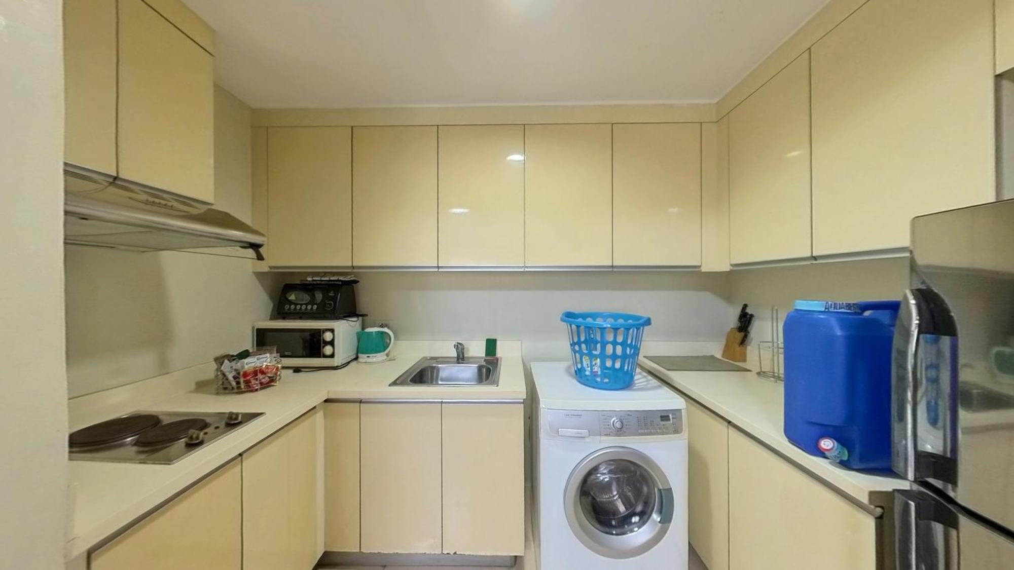 Full-serviced Residential In The Infinity, Bgc * Taguig